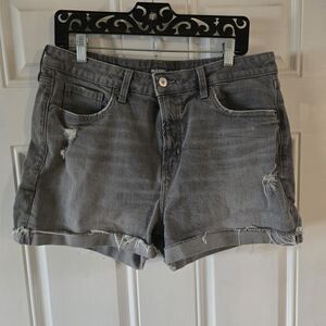 Old Navy O.G. Short Women Size 14 High Rise Distressed Cuffed Cut Off Gray Denim